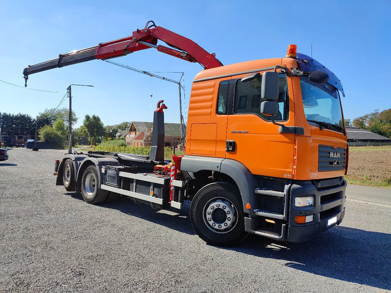 MAN TGA 28.310 Container / Fassi F130 - Haakarmsysteem vrachtwagen, Kraanwagen: afbeelding 1 MAN TGA 28.310 Container / Fassi F130 - Haakarmsysteem vrachtwagen, Kraanwagen: afbeelding 1