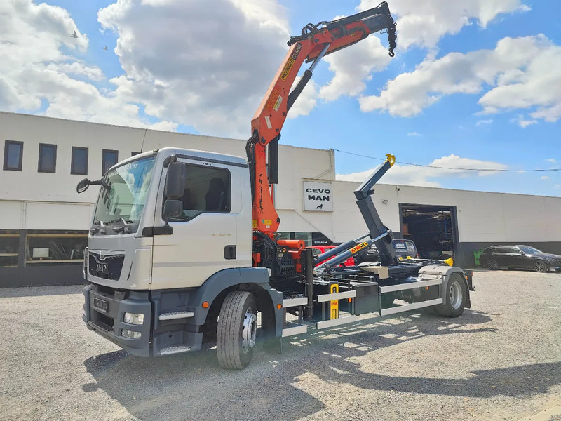 MAN TGM 18.290 4x2 Euro 6 + Crane Palfinger PK15500 - Haakarmsysteem vrachtwagen, Kraanwagen: afbeelding 1 MAN TGM 18.290 4x2 Euro 6 + Crane Palfinger PK15500 - Haakarmsysteem vrachtwagen, Kraanwagen: afbeelding 1