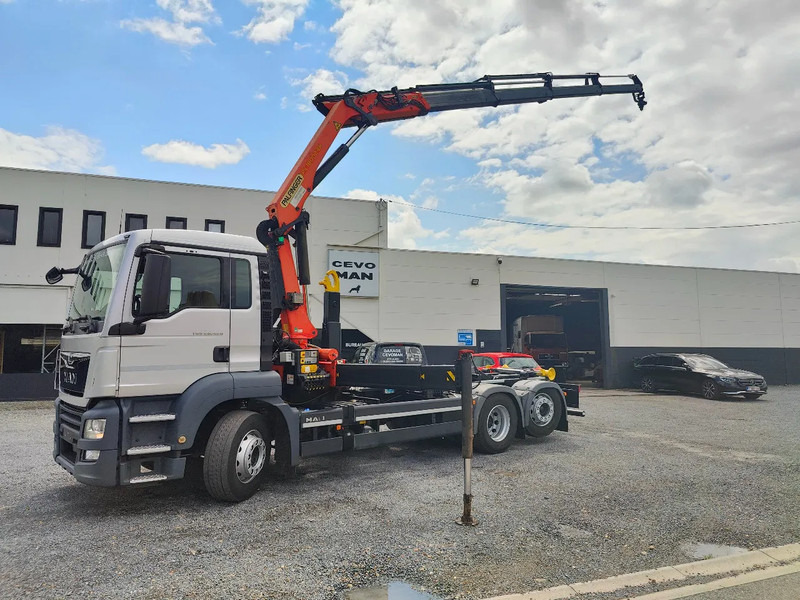 MAN TGS 26.420 Container / Palfinger PK18002 - Haakarmsysteem vrachtwagen, Kraanwagen: afbeelding 1 MAN TGS 26.420 Container / Palfinger PK18002 - Haakarmsysteem vrachtwagen, Kraanwagen: afbeelding 1