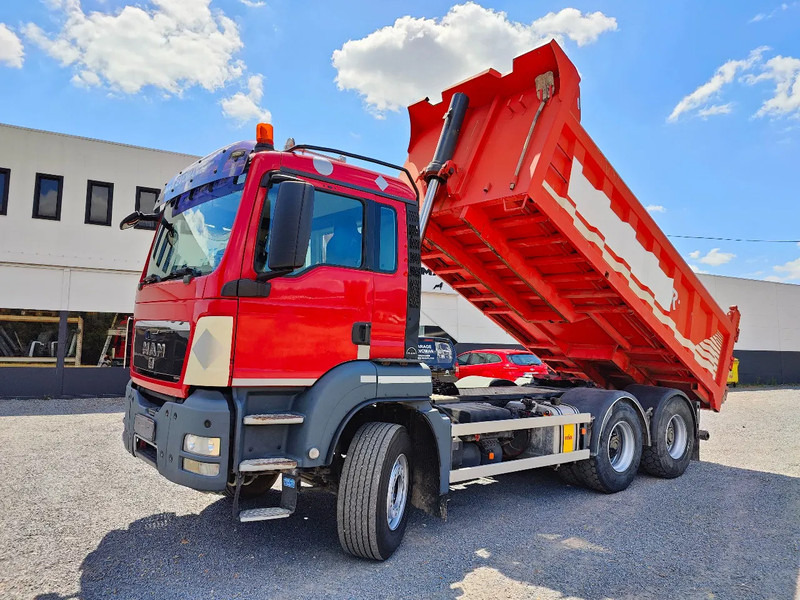MAN TGS 33.440 6x4 kipper / trekker Euro 5 - Kipper vrachtwagen: afbeelding 1 MAN TGS 33.440 6x4 kipper / trekker Euro 5 - Kipper vrachtwagen: afbeelding 1