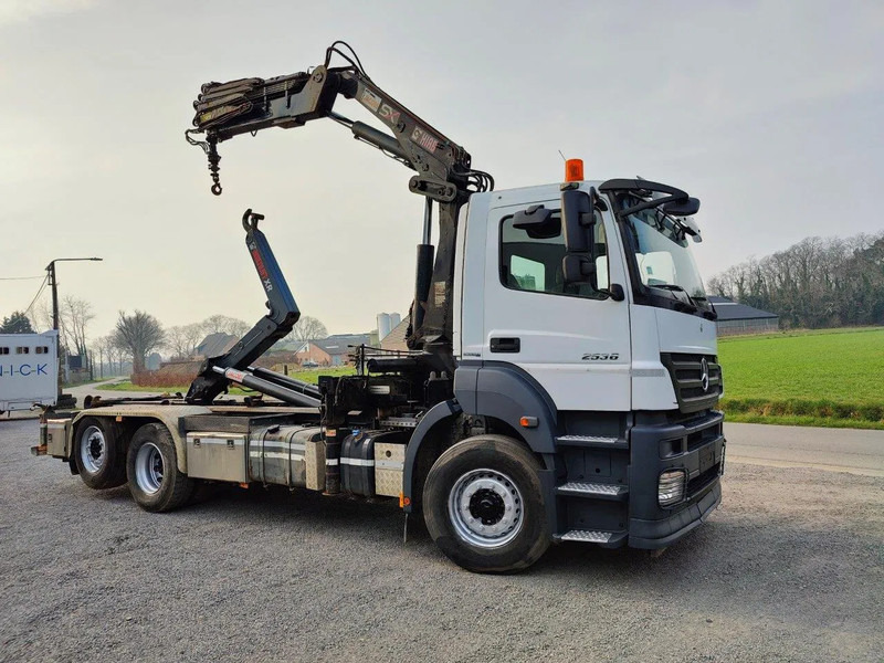 Mercedes-Benz Axor 2536 Euro5 container multilift crane HIAB 220 - Haakarmsysteem vrachtwagen, Kraanwagen: afbeelding 2 Mercedes-Benz Axor 2536 Euro5 container multilift crane HIAB 220 - Haakarmsysteem vrachtwagen, Kraanwagen: afbeelding 2