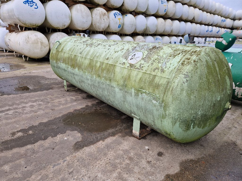 LPG / GAS GASTANK 2350 LITER - Brandstoftank: afbeelding 1 LPG / GAS GASTANK 2350 LITER - Brandstoftank: afbeelding 1