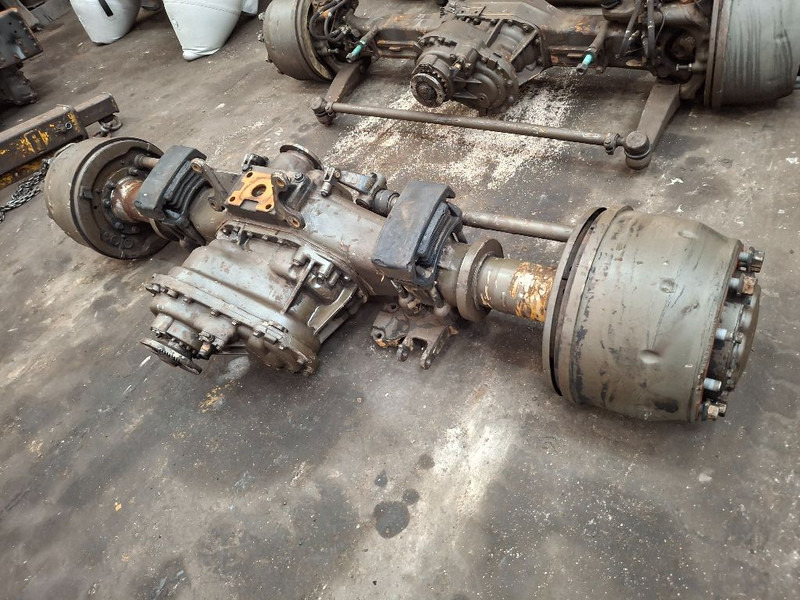 MAN KAT 8x8 complete AXLE SET - As en onderdelen: afbeelding 4 MAN KAT 8x8 complete AXLE SET - As en onderdelen: afbeelding 4