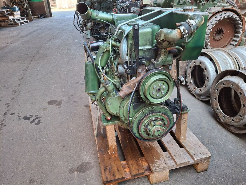 Mercedes-Benz OM352 - Motor: afbeelding 2 Mercedes-Benz OM352 - Motor: afbeelding 2