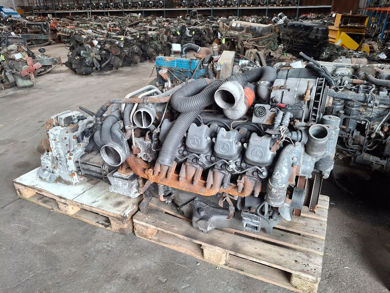 Mercedes-Benz OM442LA - Motor: afbeelding 1 Mercedes-Benz OM442LA - Motor: afbeelding 1