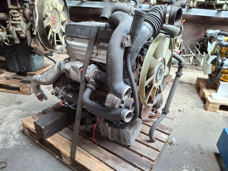 Mercedes-Benz OM904LA - Motor: afbeelding 2 Mercedes-Benz OM904LA - Motor: afbeelding 2