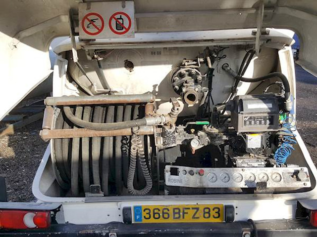 Renault MIDLUM 220 GAS / LPG - Tankwagen: afbeelding 5 Renault MIDLUM 220 GAS / LPG - Tankwagen: afbeelding 5