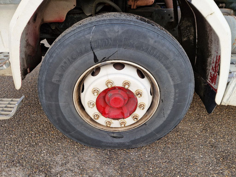Scania R 142 H 6X2 V8 - Vrachtwagen met open laadbak: afbeelding 2 Scania R 142 H 6X2 V8 - Vrachtwagen met open laadbak: afbeelding 2