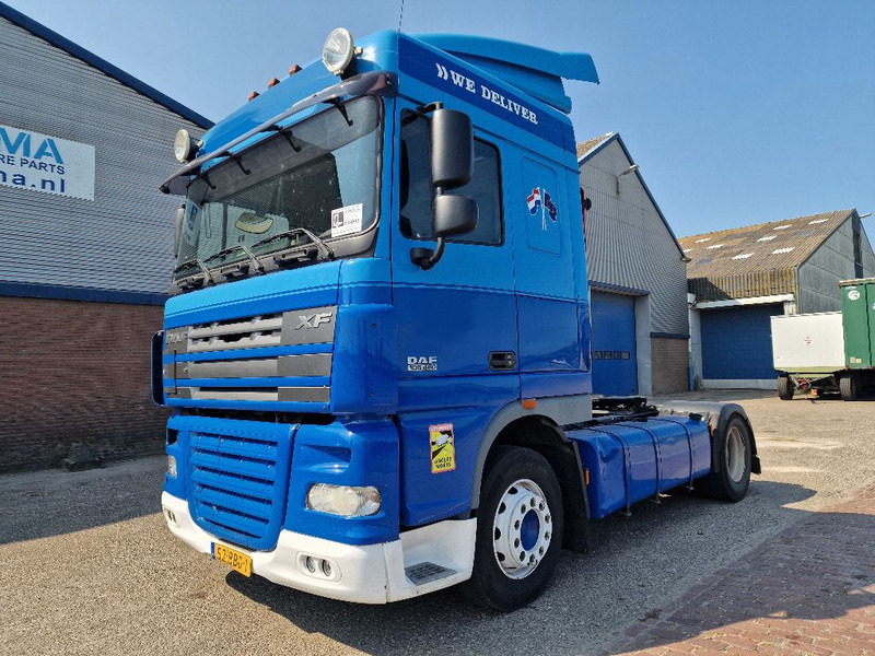DAF XF105.460 - Trekker: afbeelding 1 DAF XF105.460 - Trekker: afbeelding 1