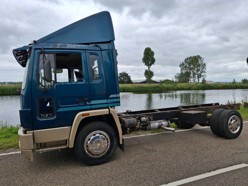 Volvo FL611 - Chassis vrachtwagen: afbeelding 3 Volvo FL611 - Chassis vrachtwagen: afbeelding 3