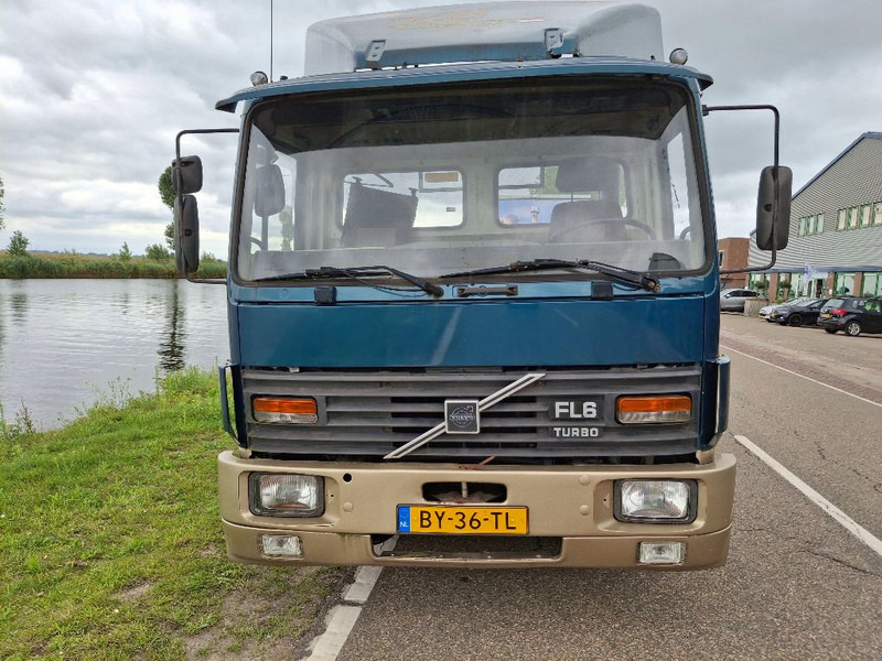 Volvo FL611 - Chassis vrachtwagen: afbeelding 2 Volvo FL611 - Chassis vrachtwagen: afbeelding 2