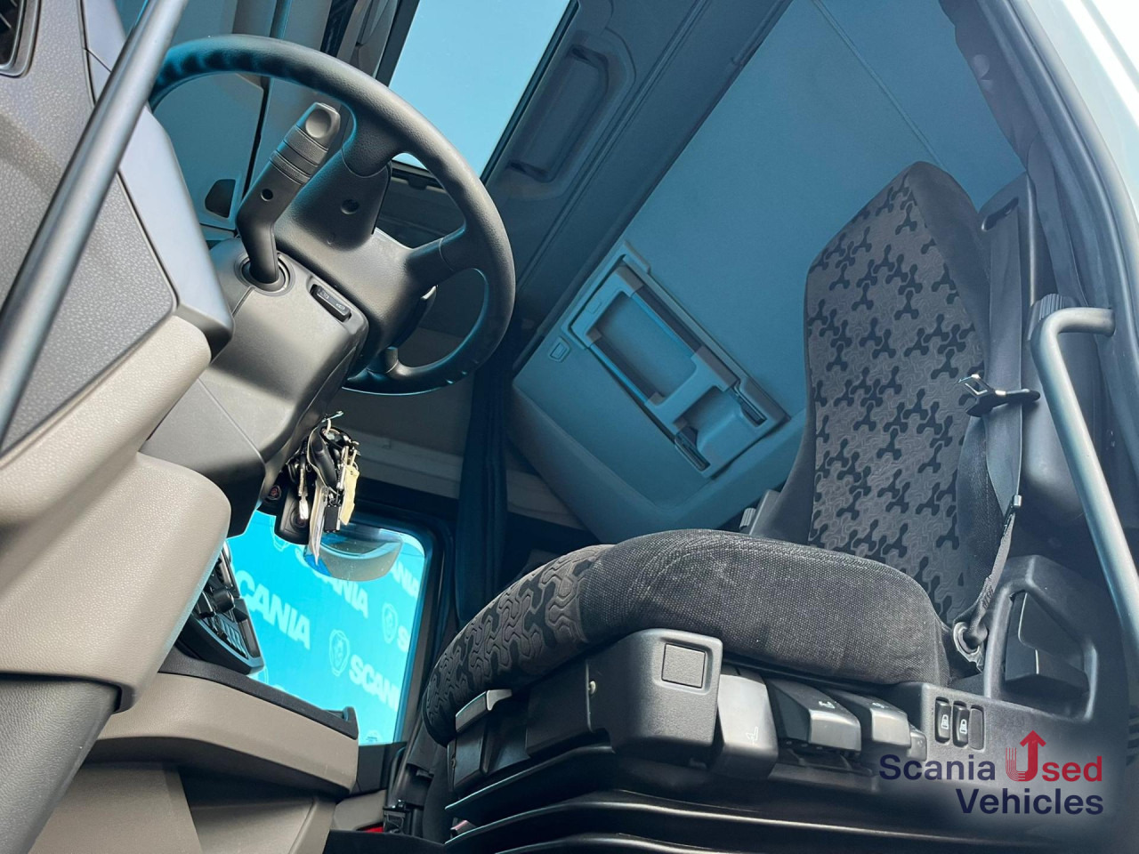 SCANIA R 450 A4x2NA RETARDER 8T DIFF-L SMART2 - Trekker: afbeelding 2 SCANIA R 450 A4x2NA RETARDER 8T DIFF-L SMART2 - Trekker: afbeelding 2