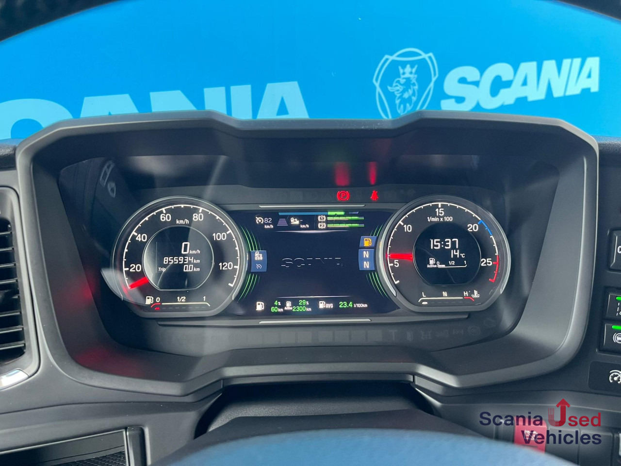 SCANIA R 450 A4x2NA RETARDER DIFF-L 8T PTO ADR-FL SMART2 - Trekker: afbeelding 4 SCANIA R 450 A4x2NA RETARDER DIFF-L 8T PTO ADR-FL SMART2 - Trekker: afbeelding 4