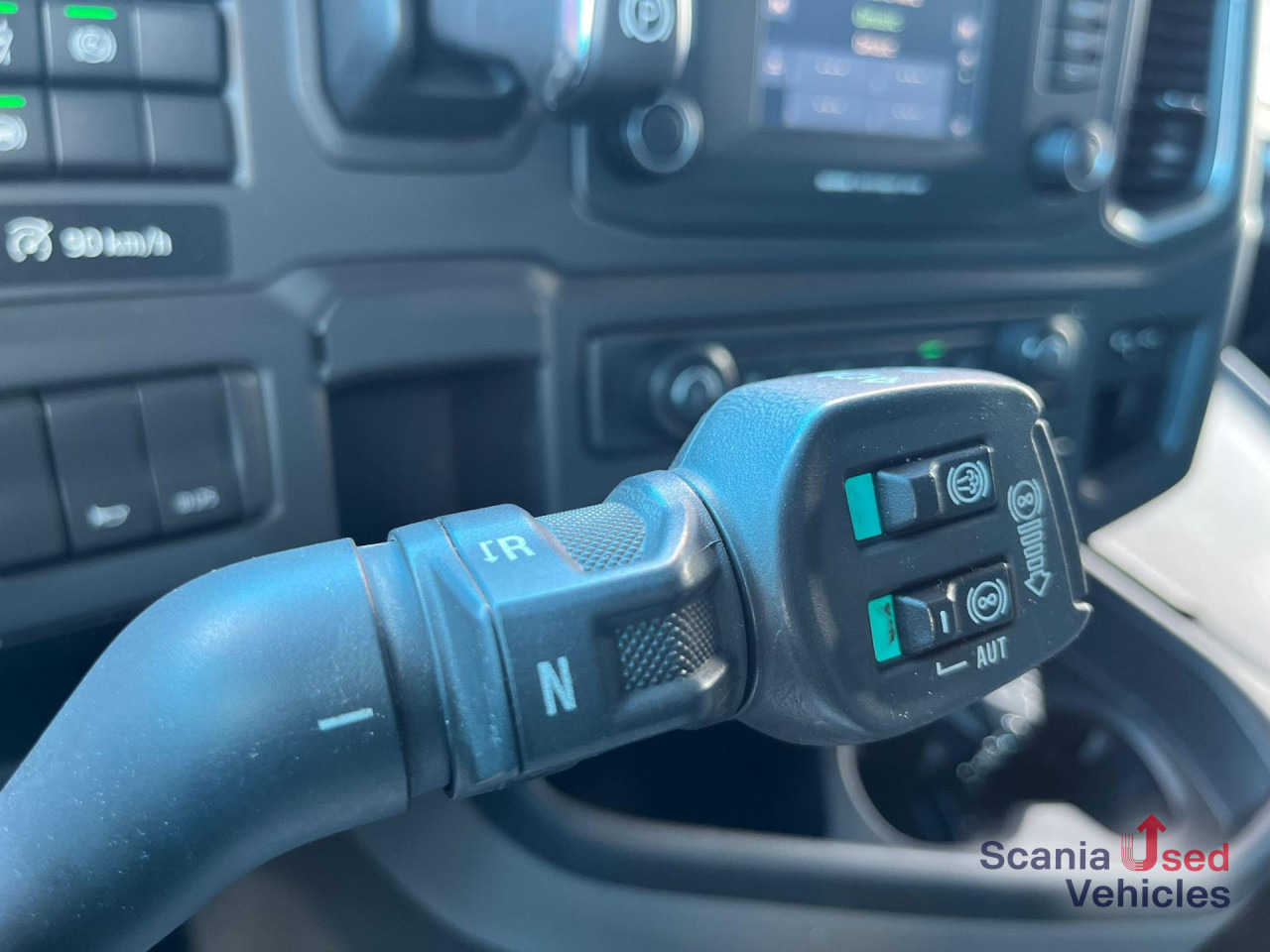 SCANIA R 450 A4x2NA RETARDER DIFF-L P-AIRCO PTOV - Trekker: afbeelding 4 SCANIA R 450 A4x2NA RETARDER DIFF-L P-AIRCO PTOV - Trekker: afbeelding 4