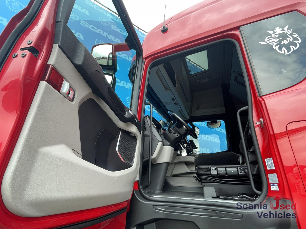 SCANIA R 450 A6x2/4NA RETARDER NAVI PTO - Trekker: afbeelding 2 SCANIA R 450 A6x2/4NA RETARDER NAVI PTO - Trekker: afbeelding 2