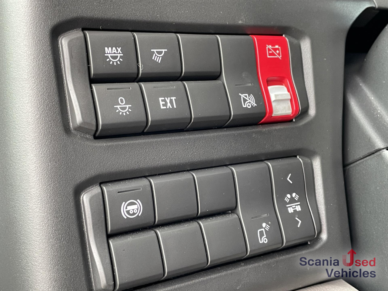 SCANIA R 460 A4x2EB MEGA RETARDER DIFF-L 48DKM SMART2 - Trekker: afbeelding 4 SCANIA R 460 A4x2EB MEGA RETARDER DIFF-L 48DKM SMART2 - Trekker: afbeelding 4