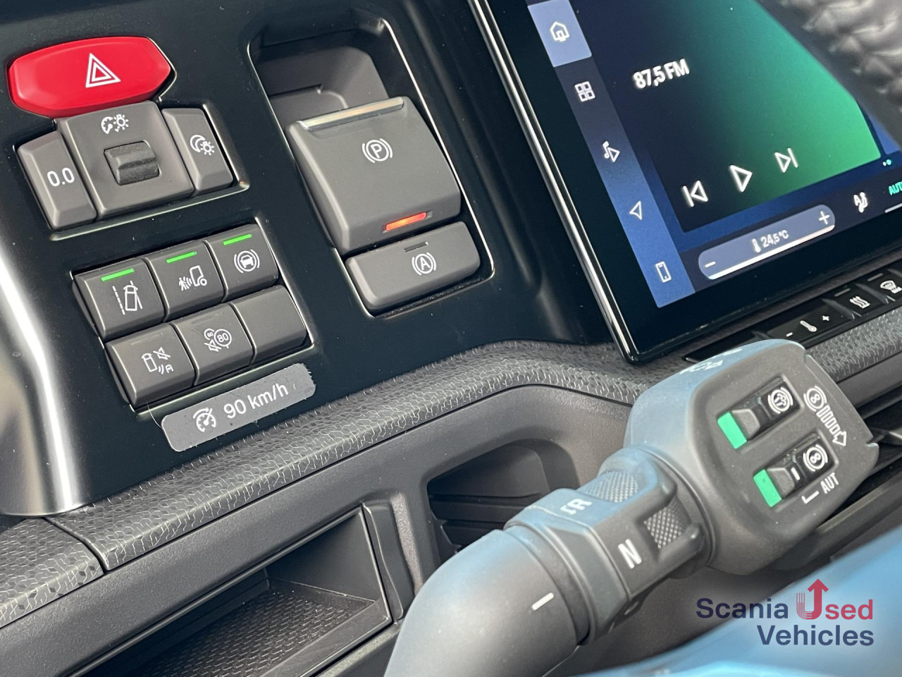 SCANIA R 460 A4x2EB MEGA VOLUME RETARDER DIFF-L SMART2 - Trekker: afbeelding 5 SCANIA R 460 A4x2EB MEGA VOLUME RETARDER DIFF-L SMART2 - Trekker: afbeelding 5