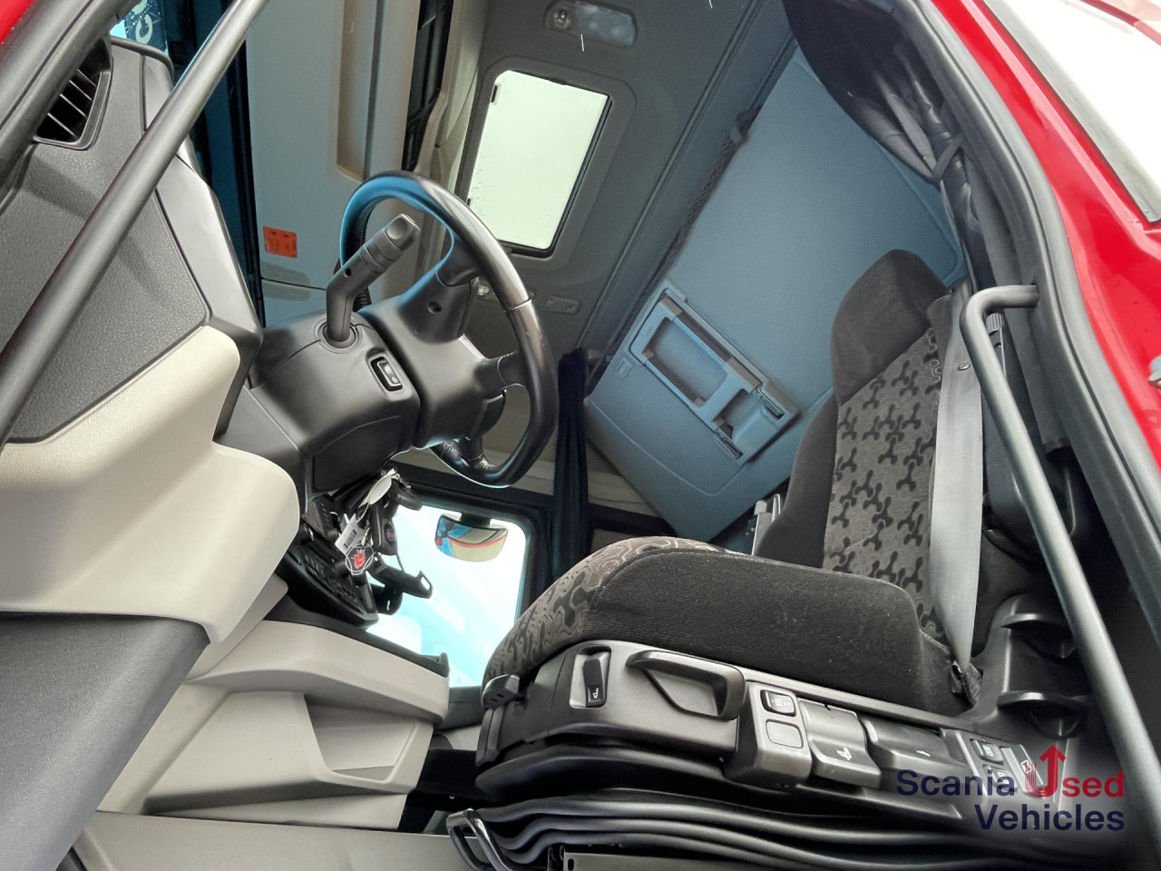 SCANIA R 460 A4x2NA RETARDER PTO PARK AIRCO SUPER! - Trekker: afbeelding 5 SCANIA R 460 A4x2NA RETARDER PTO PARK AIRCO SUPER! - Trekker: afbeelding 5