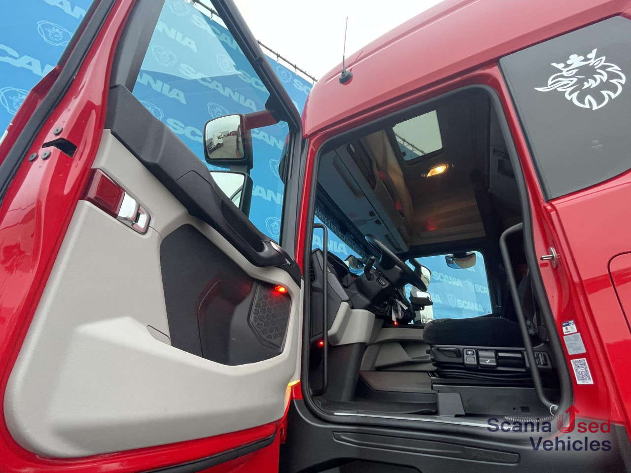 SCANIA R 460 A4x2NA RETARDER PTO PARK AIRCO SUPER! - Trekker: afbeelding 4 SCANIA R 460 A4x2NA RETARDER PTO PARK AIRCO SUPER! - Trekker: afbeelding 4