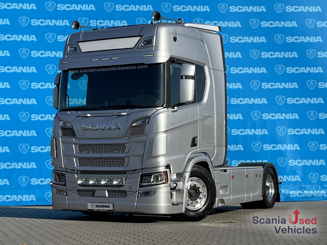 SCANIA R 730 A4x2NB V8 RETARDER FULL AIR 9T NAVI LED S2 - Trekker: afbeelding 1 SCANIA R 730 A4x2NB V8 RETARDER FULL AIR 9T NAVI LED S2 - Trekker: afbeelding 1