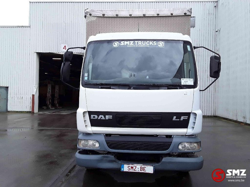 DAF 55 LF 220 - Bakwagen: afbeelding 2 DAF 55 LF 220 - Bakwagen: afbeelding 2
