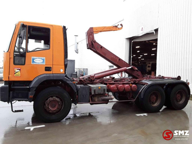 Iveco Trakker 260 E 34 6x4 francais - Containertransporter/ Wissellaadbak vrachtwagen: afbeelding 5 Iveco Trakker 260 E 34 6x4 francais - Containertransporter/ Wissellaadbak vrachtwagen: afbeelding 5