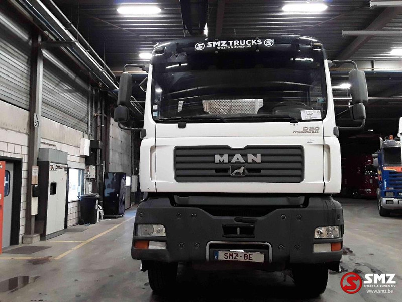 MAN TGA 26.390 6x4 manual - Vrachtwagen met open laadbak: afbeelding 2 MAN TGA 26.390 6x4 manual - Vrachtwagen met open laadbak: afbeelding 2
