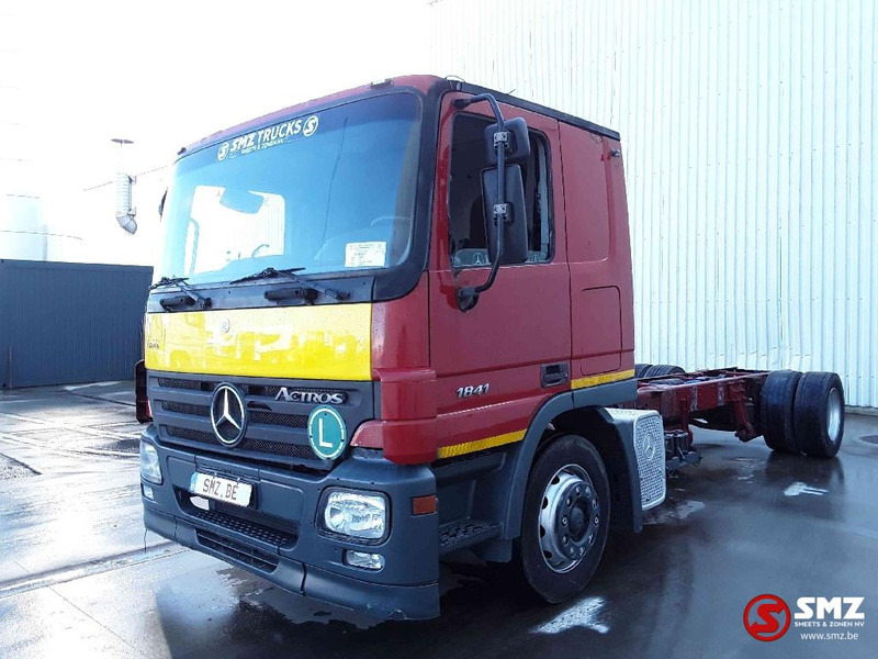 Mercedes-Benz Actros 1841 - Chassis vrachtwagen: afbeelding 3 Mercedes-Benz Actros 1841 - Chassis vrachtwagen: afbeelding 3