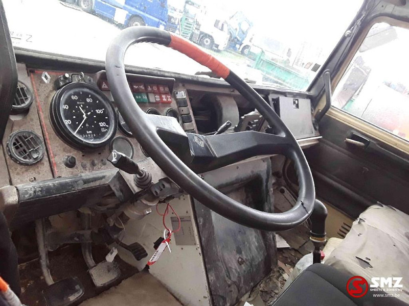 Vrachtwagen met open laadbak, Kraanwagen Renault CBH 280 fassi: afbeelding 7 Vrachtwagen met open laadbak, Kraanwagen Renault CBH 280 fassi: afbeelding 7