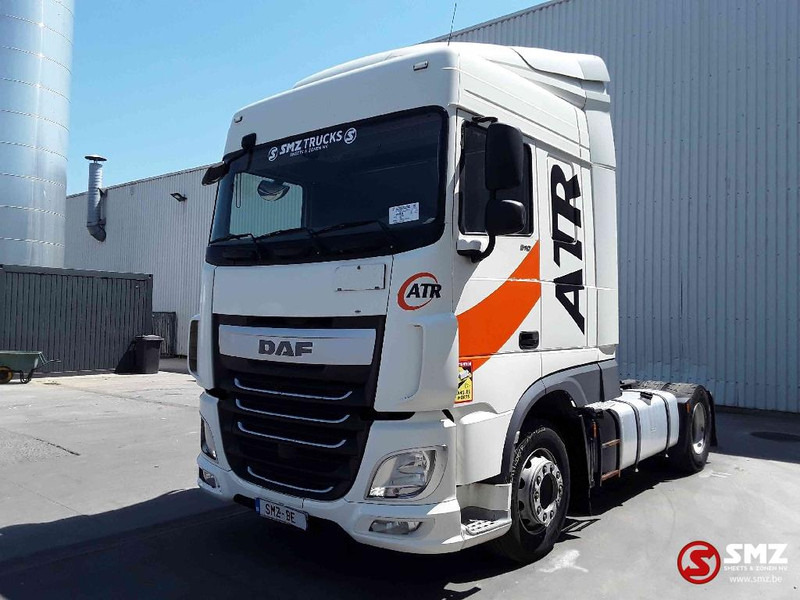 DAF 106 XF 510 Spacecab intarder 2 tanks FR truck - Trekker: afbeelding 3 DAF 106 XF 510 Spacecab intarder 2 tanks FR truck - Trekker: afbeelding 3