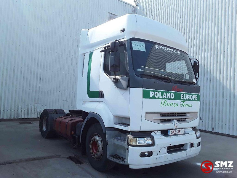 Renault Premium 400 manual pump - Trekker: afbeelding 1 Renault Premium 400 manual pump - Trekker: afbeelding 1