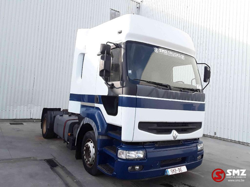 Renault Premium 420 234000km!! - Trekker: afbeelding 1 Renault Premium 420 234000km!! - Trekker: afbeelding 1