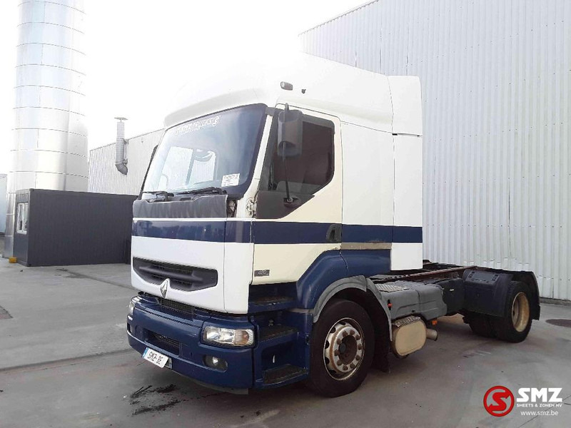 Renault Premium 420 234000km!! - Trekker: afbeelding 3 Renault Premium 420 234000km!! - Trekker: afbeelding 3