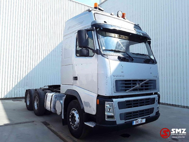 Volvo FH 12 420 6x4 lames/grand pont - Trekker: afbeelding 1 Volvo FH 12 420 6x4 lames/grand pont - Trekker: afbeelding 1