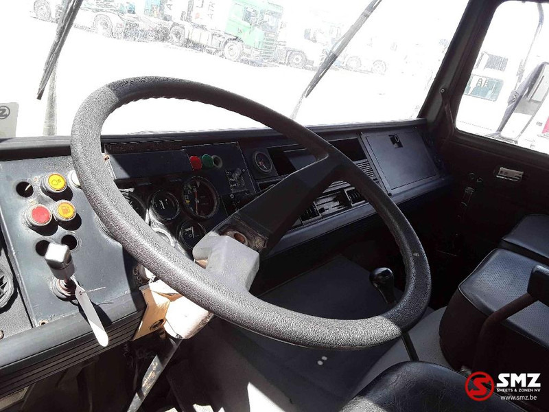 Vrachtwagen Renault TRM 2000 3x: afbeelding 8