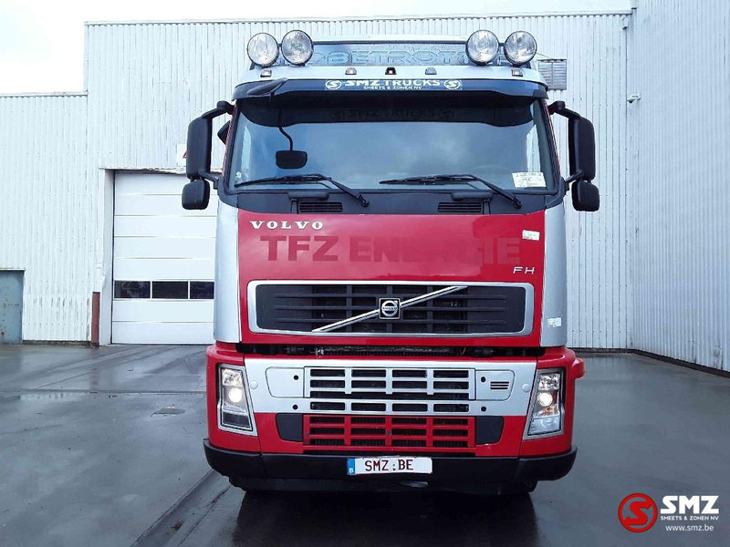 Volvo FH 520 lames 8x4 big axle - Vrachtwagen: afbeelding 2 Volvo FH 520 lames 8x4 big axle - Vrachtwagen: afbeelding 2