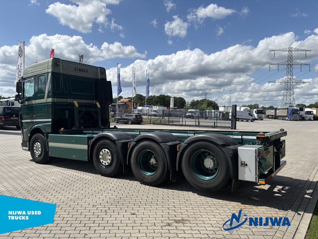 DAF XF 460 8x2 20ft container systeem - Haakarmsysteem vrachtwagen: afbeelding 4 DAF XF 460 8x2 20ft container systeem - Haakarmsysteem vrachtwagen: afbeelding 4