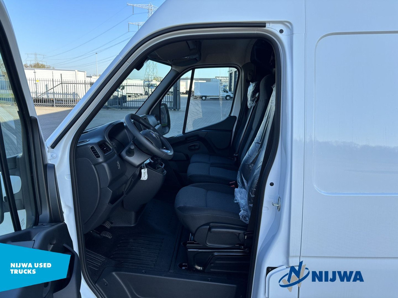 Renault Master 135 L3H2 Parkeersensoren + Cruise control - Kleine bestelwagen: afbeelding 5 Renault Master 135 L3H2 Parkeersensoren + Cruise control - Kleine bestelwagen: afbeelding 5