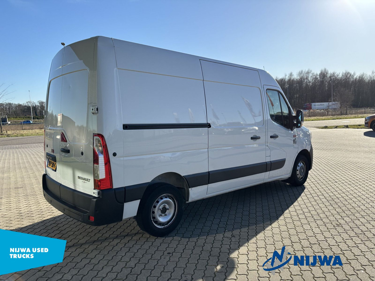 Renault Master T35 150 L3H2 Navigatie + Dubbele schuifde - Gesloten bestelwagen: afbeelding 3 Renault Master T35 150 L3H2 Navigatie + Dubbele schuifde - Gesloten bestelwagen: afbeelding 3