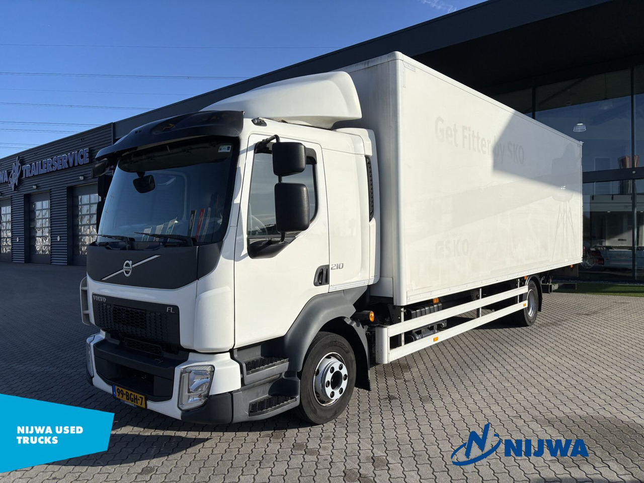 Volvo FL 210 4x2 Laadklep + Zijdeur - Bakwagen: afbeelding 1 Volvo FL 210 4x2 Laadklep + Zijdeur - Bakwagen: afbeelding 1