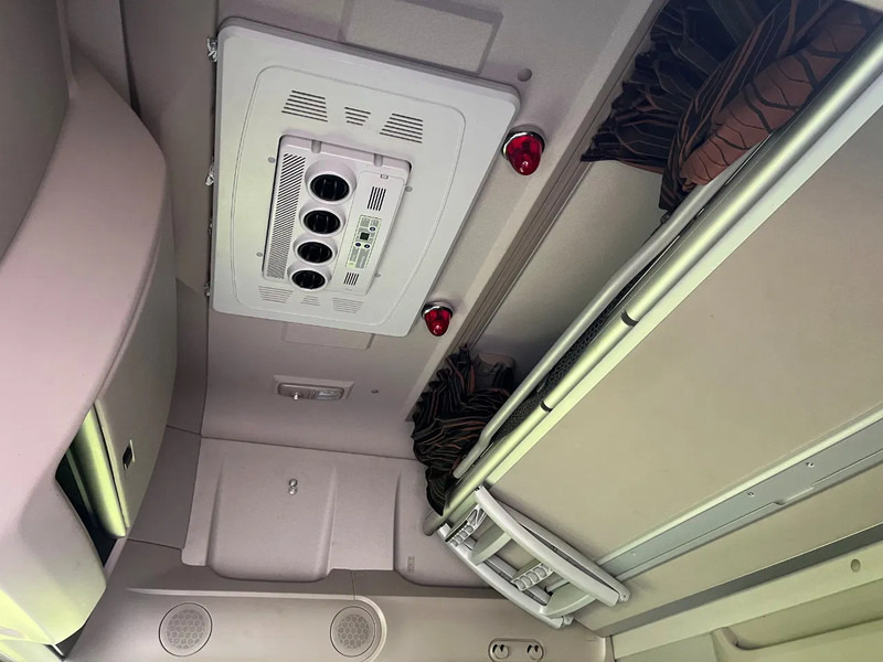 Trekker DAF XF 530 FTP SSC Euro6 Intarder: afbeelding 8 Trekker DAF XF 530 FTP SSC Euro6 Intarder: afbeelding 8