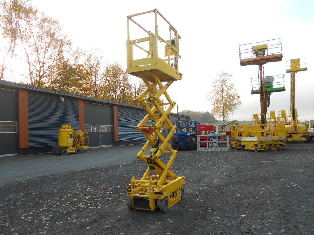 Genie GS 1330, Leichtscherenarbeitsbühne Genie 5,9 m - Vrachtwagen hoogwerker: afbeelding 2 Genie GS 1330, Leichtscherenarbeitsbühne Genie 5,9 m - Vrachtwagen hoogwerker: afbeelding 2
