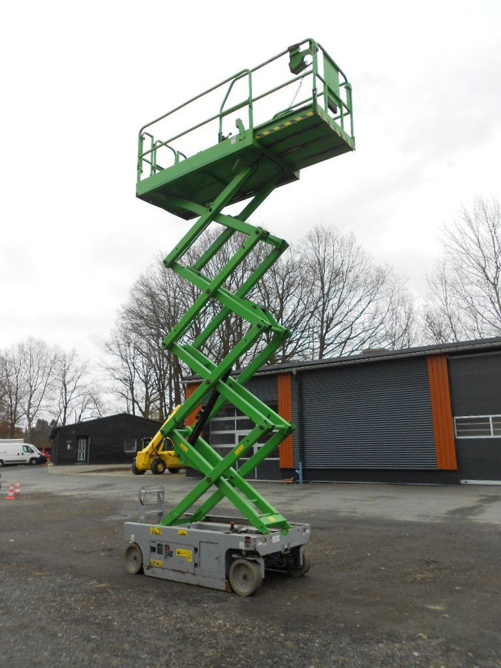 Vrachtwagen hoogwerker Genie GS 2646, Scherenarbeitsbühne Genie 9,9 m: afbeelding 6