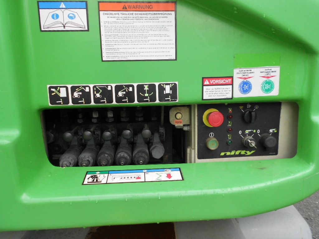 Knikarmhoogwerker Niftylift Niftylift HR28 Hybrid , 4x4 , 28: afbeelding 12