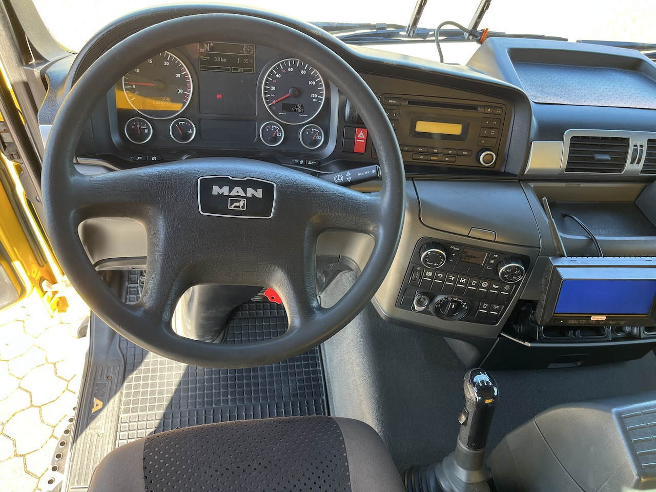 MAN TGS 28.480 6x4 4x4 Dreiseitenkipper Allrad Liftachse - Kipper vrachtwagen: afbeelding 5 MAN TGS 28.480 6x4 4x4 Dreiseitenkipper Allrad Liftachse - Kipper vrachtwagen: afbeelding 5