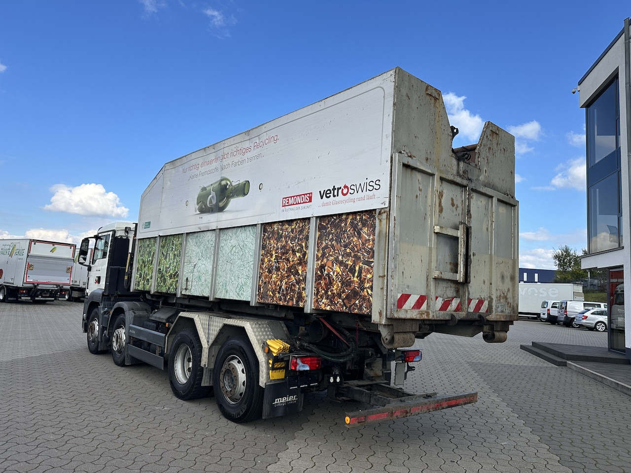 MAN TGS 35.400 8x2 Intarder PK 16502 Glasmulde - Haakarmsysteem vrachtwagen, Kraanwagen: afbeelding 4 MAN TGS 35.400 8x2 Intarder PK 16502 Glasmulde - Haakarmsysteem vrachtwagen, Kraanwagen: afbeelding 4