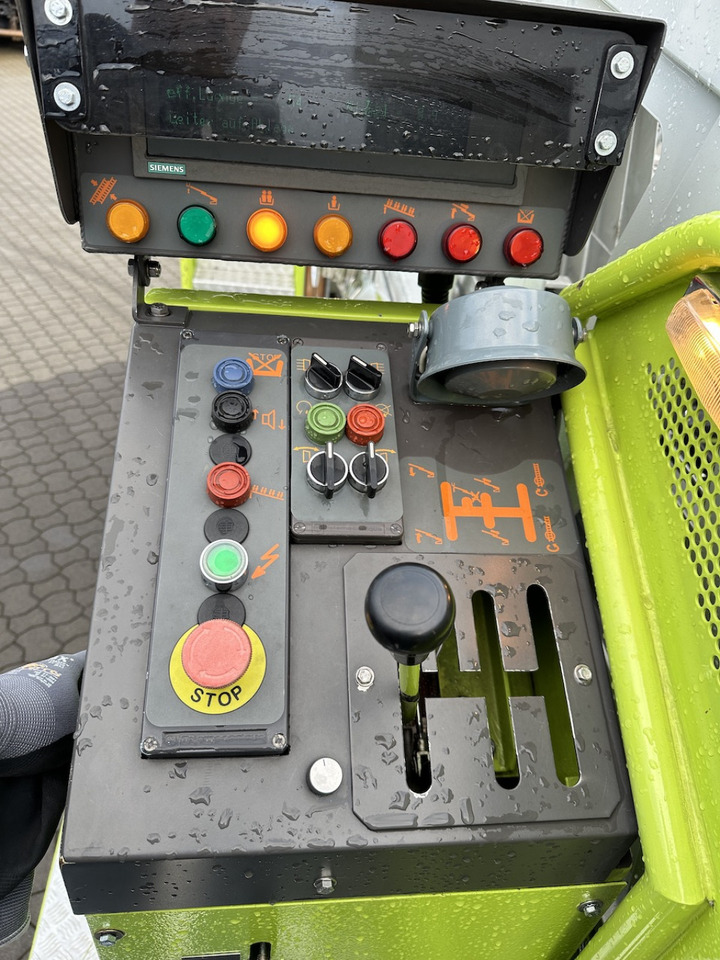 Mercedes-Benz 1224 4x2 Dreh Leiter 25 m Korb Feuerwehr - Vrachtwagen hoogwerker: afbeelding 4 Mercedes-Benz 1224 4x2 Dreh Leiter 25 m Korb Feuerwehr - Vrachtwagen hoogwerker: afbeelding 4
