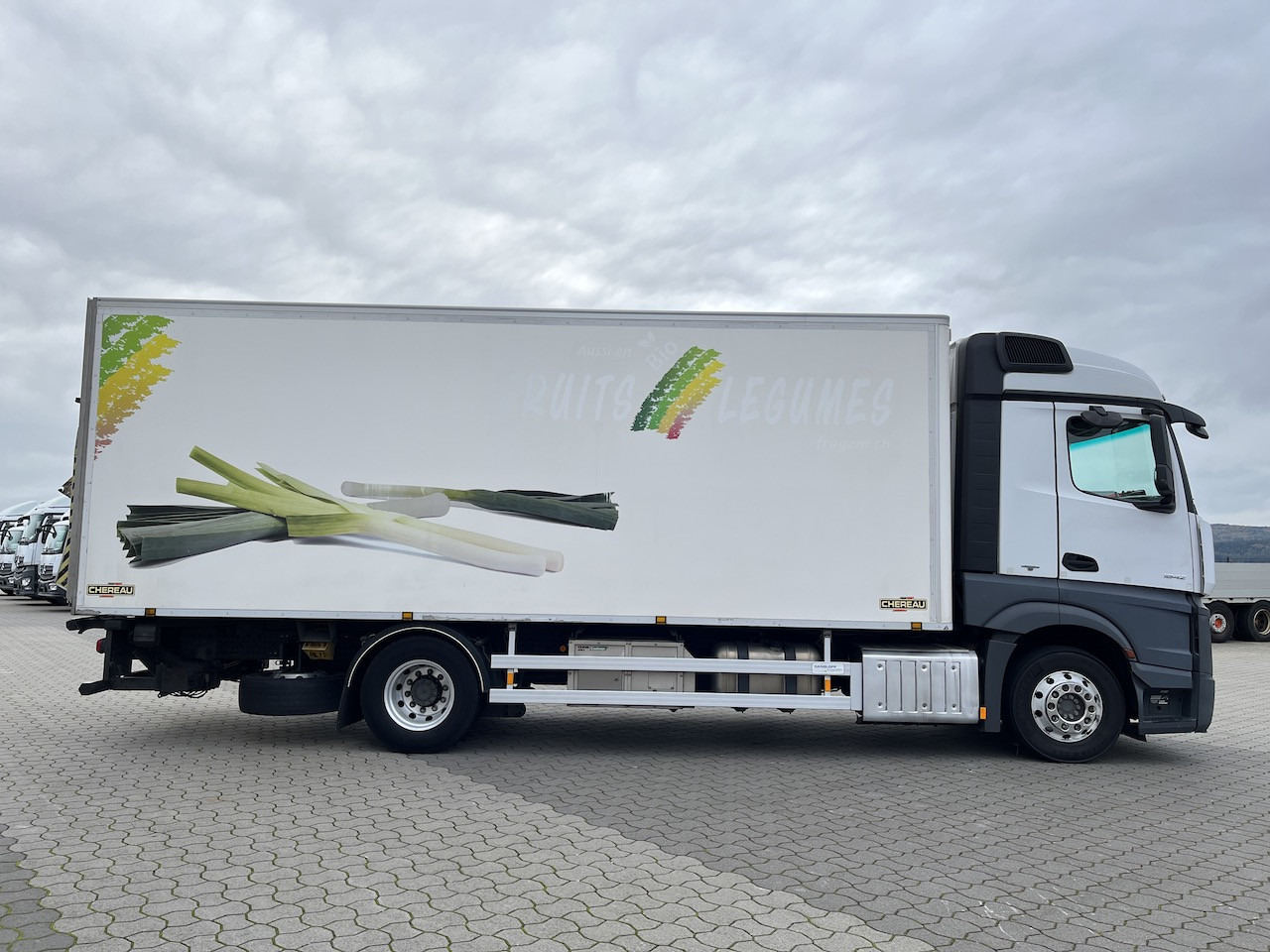 Koelwagen vrachtwagen Mercedes-Benz 1842 4x2 LBW Kühlung Flüssigstickstoff GAS: afbeelding 12 Koelwagen vrachtwagen Mercedes-Benz 1842 4x2 LBW Kühlung Flüssigstickstoff GAS: afbeelding 12