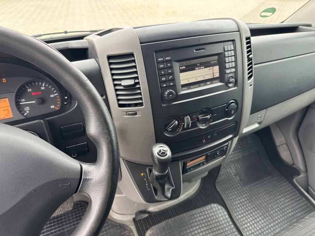 Mercedes-Benz 516 4x2 Sprinter LBW - Bestelwagen gesloten laadbak: afbeelding 2 Mercedes-Benz 516 4x2 Sprinter LBW - Bestelwagen gesloten laadbak: afbeelding 2