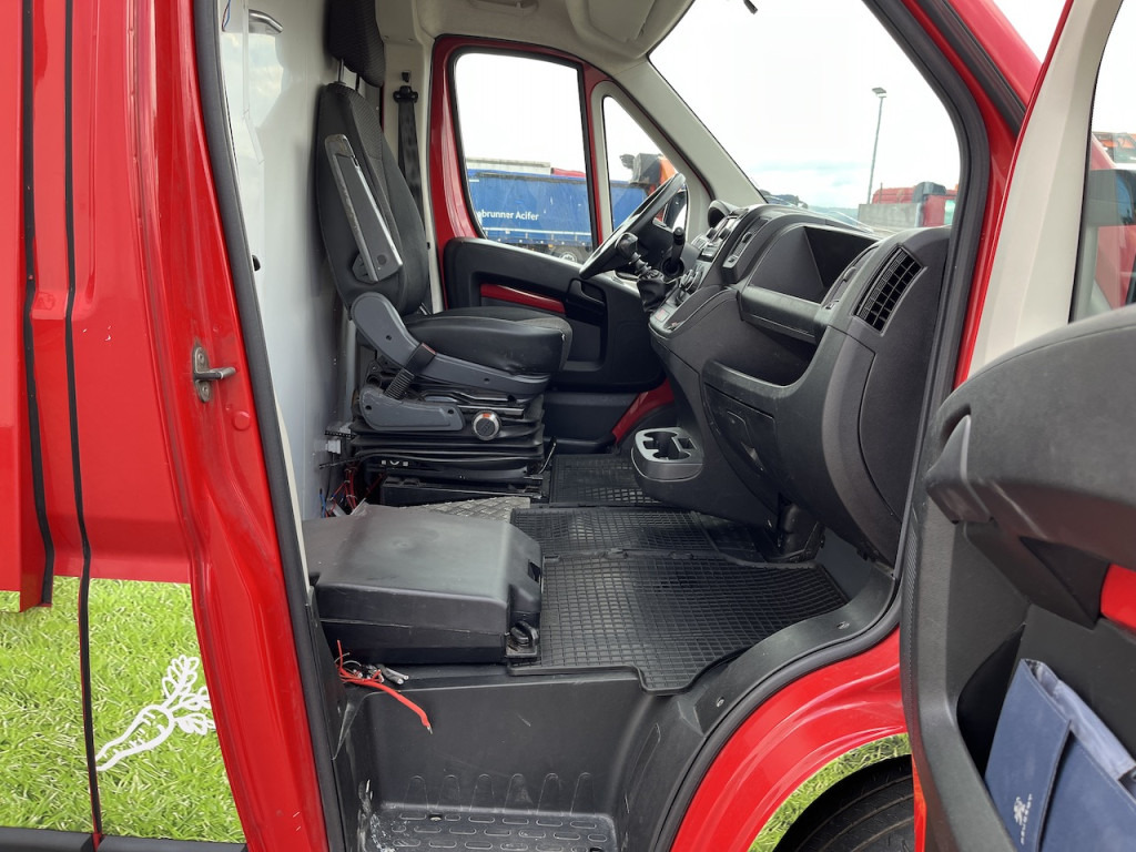 Peugeot Boxer Verkaufsfahrzeug Foodtruck - Zelfrijdende verkoopwagen: afbeelding 3 Peugeot Boxer Verkaufsfahrzeug Foodtruck - Zelfrijdende verkoopwagen: afbeelding 3